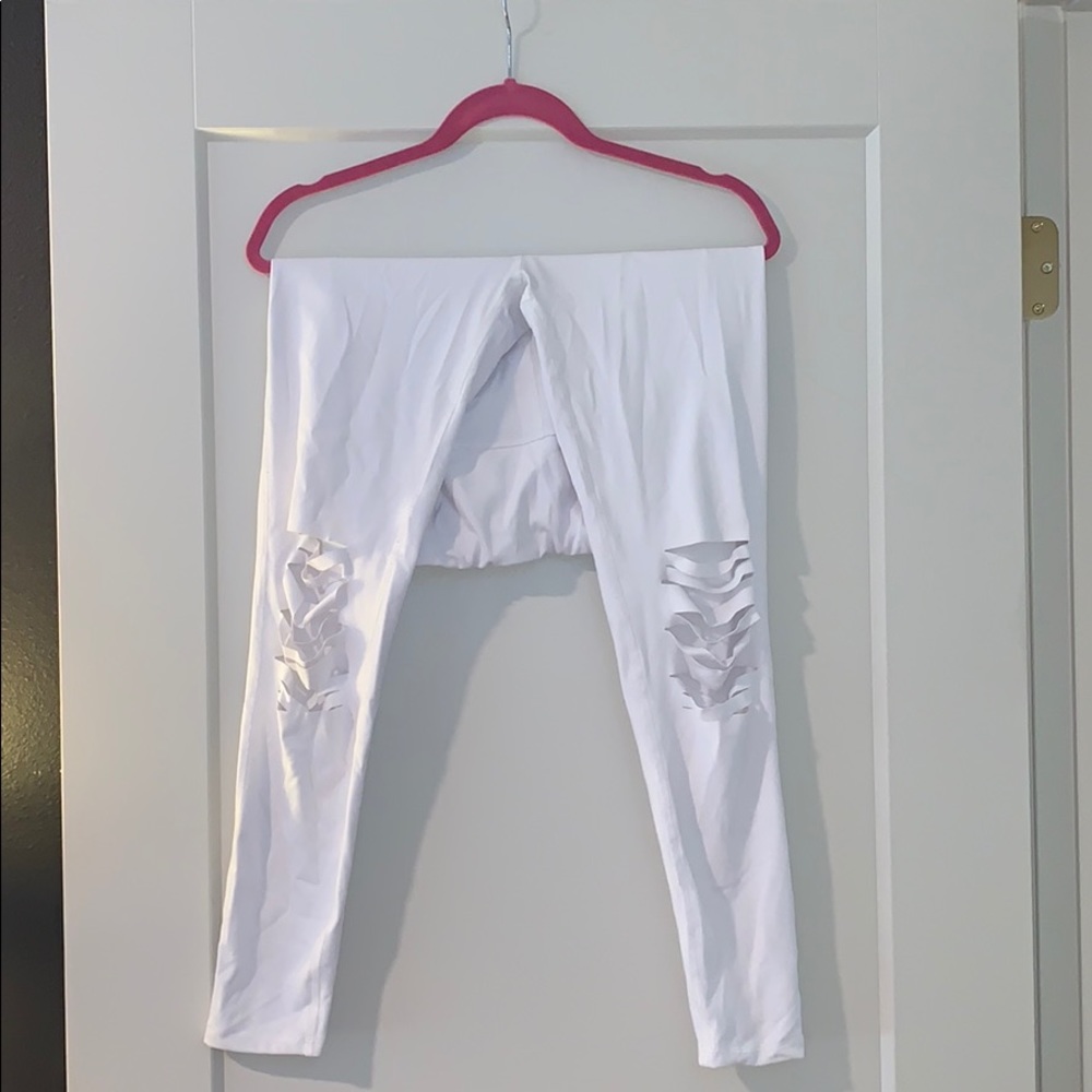 Mono B - high wasted leggings with cut outs